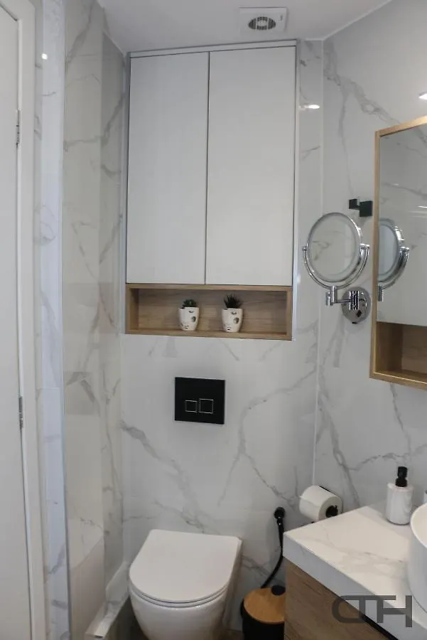 Luxury 80M2 Apartment With Balcony Downtown Soluň