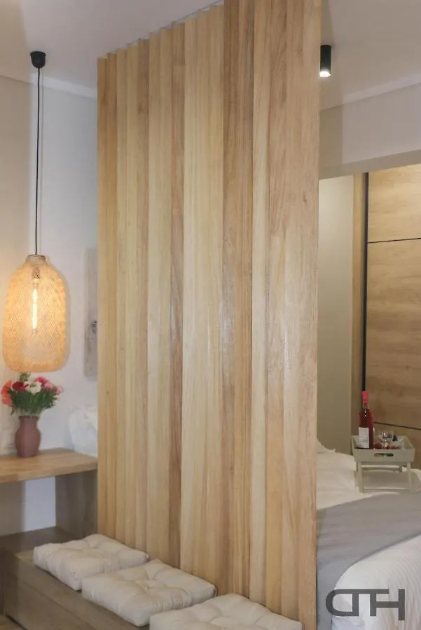 Luxury 80M2 Apartment With Balcony Downtown Saloniki