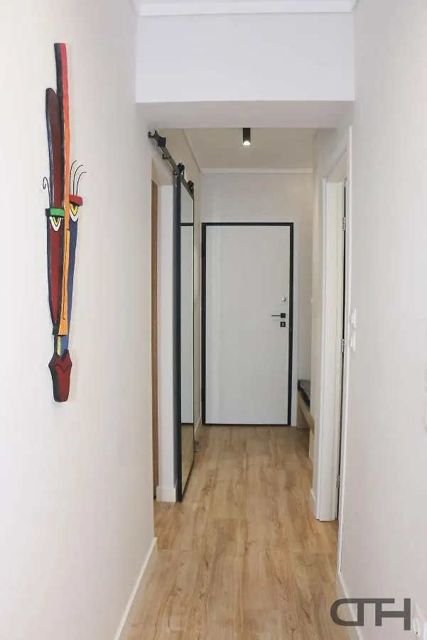 Luxury 80M2 Apartment With Balcony Downtown סלוניקי