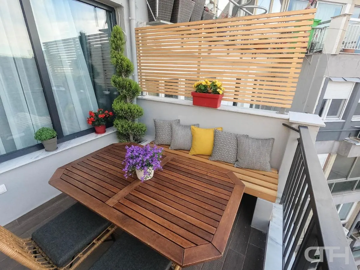 Luxury 80M2 Apartment With Balcony Downtown Soluň