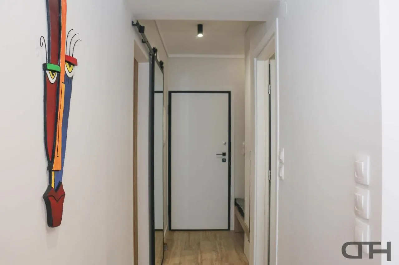 Luxury 80M2 Apartment With Balcony Downtown Selanik Yunanistan